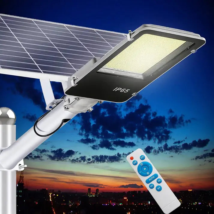 7000W Commercial Solar Street Light – 135,000 Lumens | Dusk to Dawn with Remote Control Solar Cellz USA