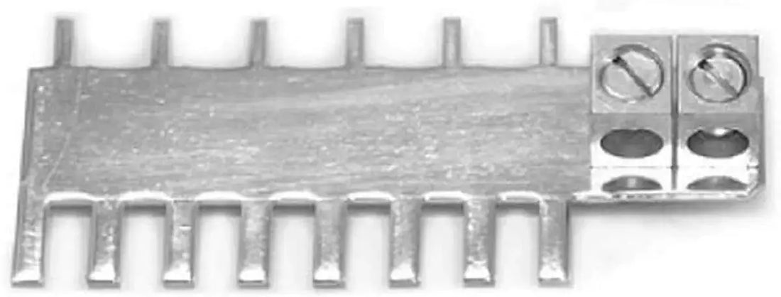 Outback Power Combiner Bus Bar with Dual #2/0 AWG Output Lugs (SKU Part Number FW-CBUS-12).