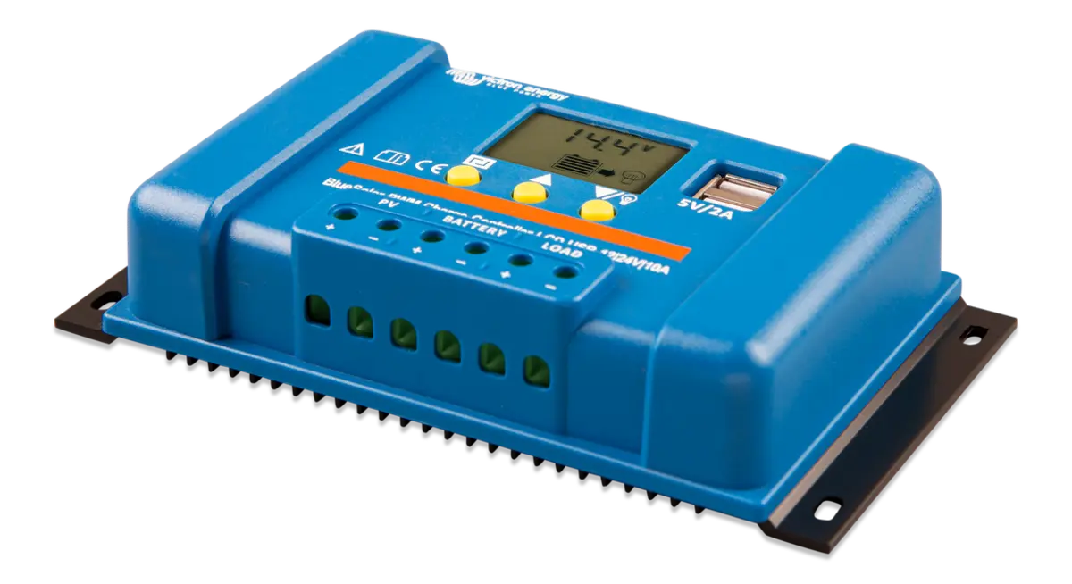 Victron Energy BlueSolar PWM-LCD&USB 12/24V-10A.