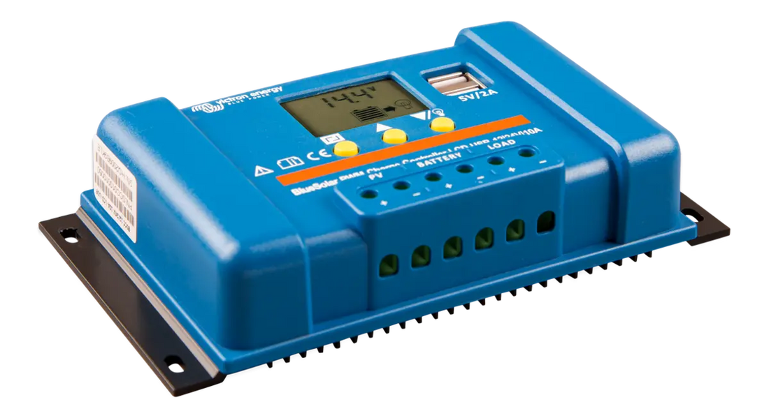 Victron Energy BlueSolar PWM-LCD&USB 12/24V-20A.