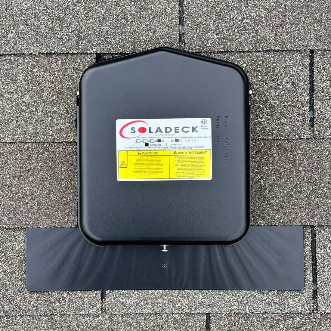 Soladeck flashed PV roof-mount combiner/enclosure 600VDC 120 amp.